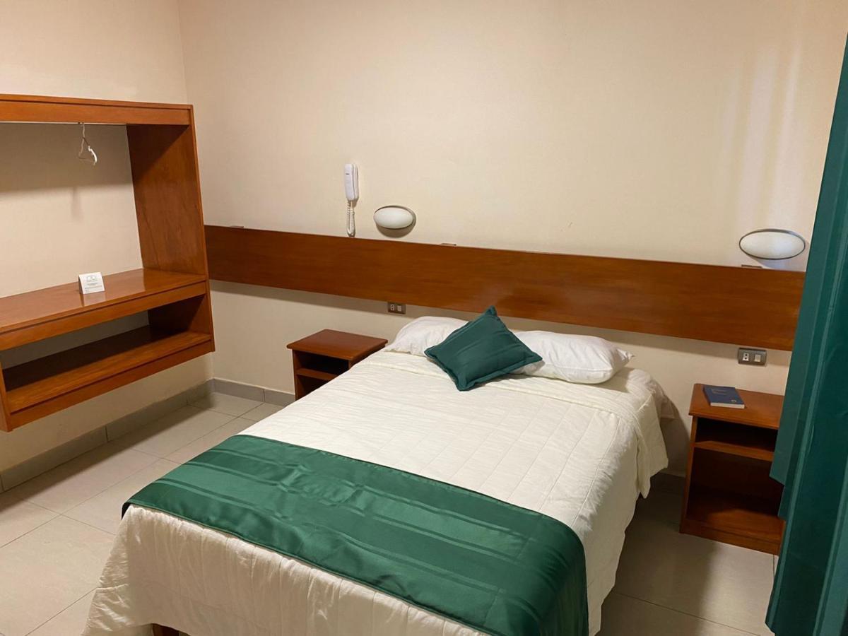 Tariri Hotel Pucallpa Luaran gambar