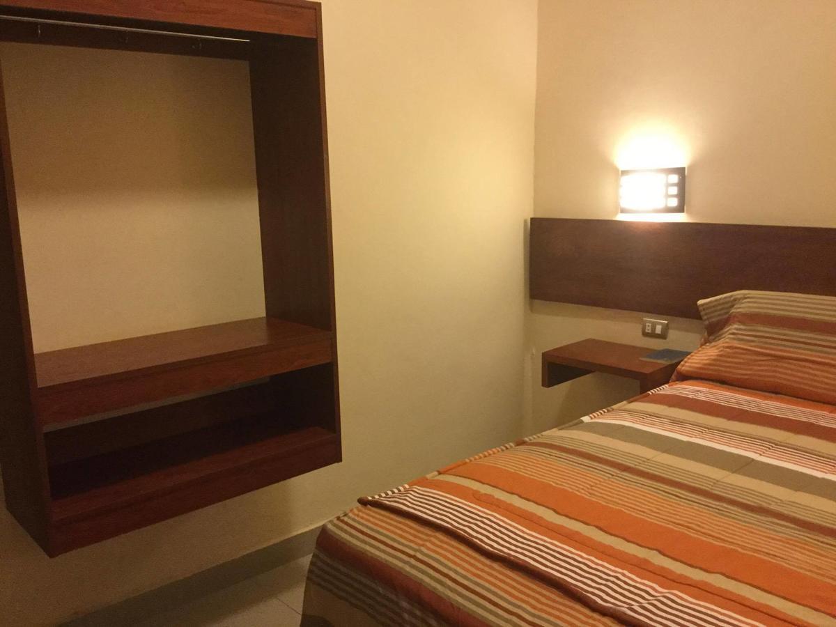 Tariri Hotel Pucallpa Luaran gambar
