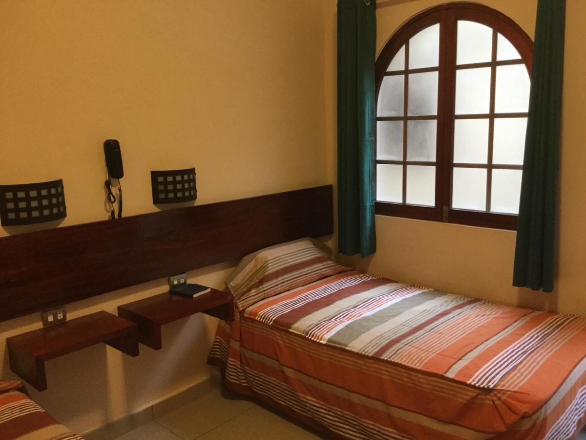 Tariri Hotel Pucallpa Luaran gambar